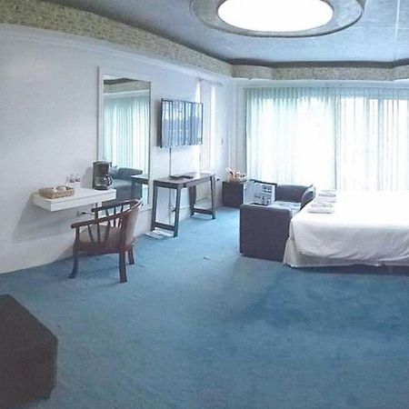 Reddoorz Premium At The Grand Peninsula Suites Balanga Eksteriør bilde