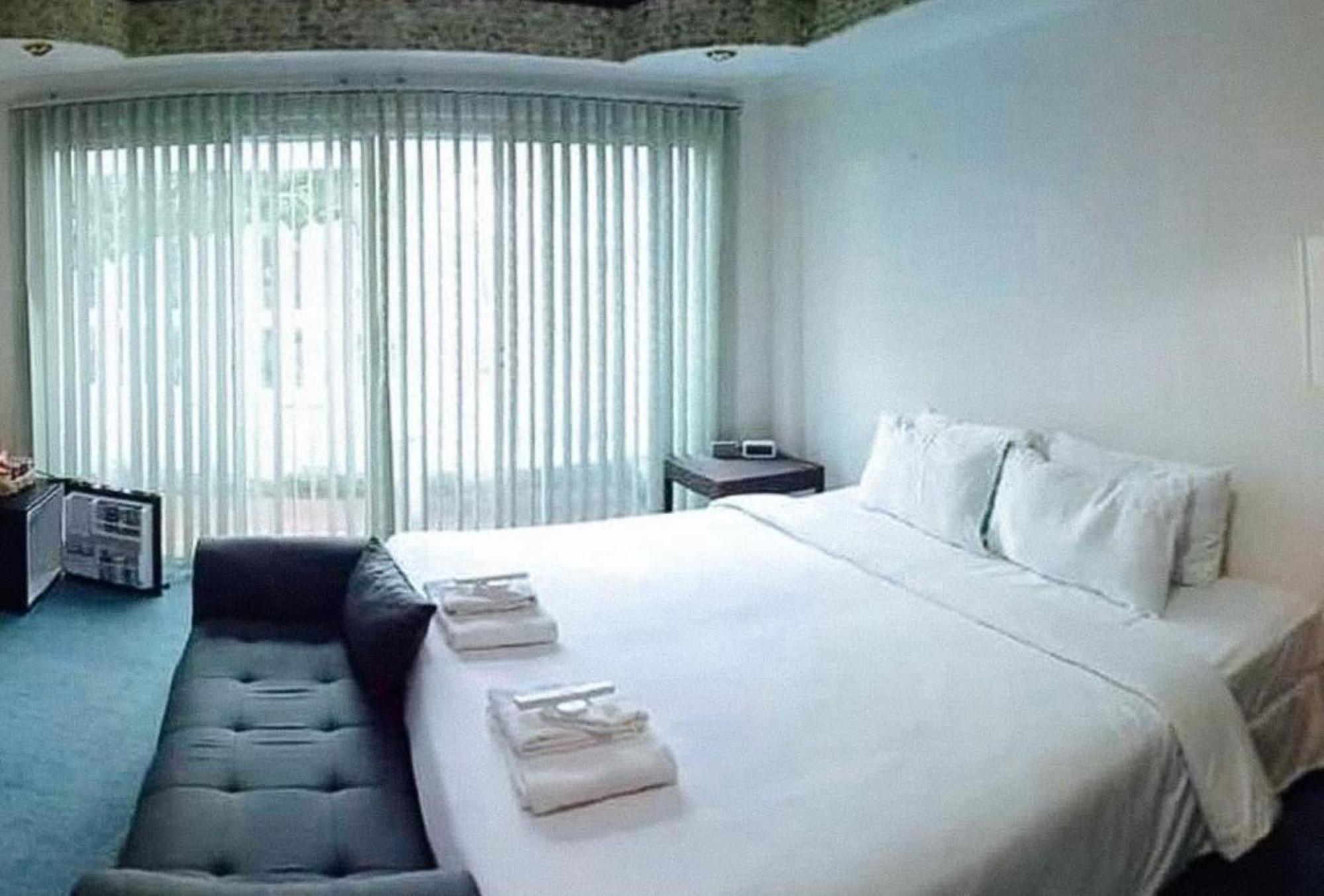 Reddoorz Premium At The Grand Peninsula Suites Balanga Eksteriør bilde
