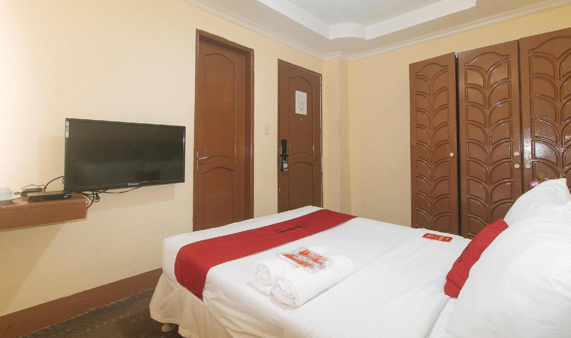 Reddoorz Premium At The Grand Peninsula Suites Balanga Eksteriør bilde